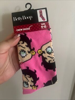 💕 Betty Boop Hot Pink Face Pattern Crew Socks